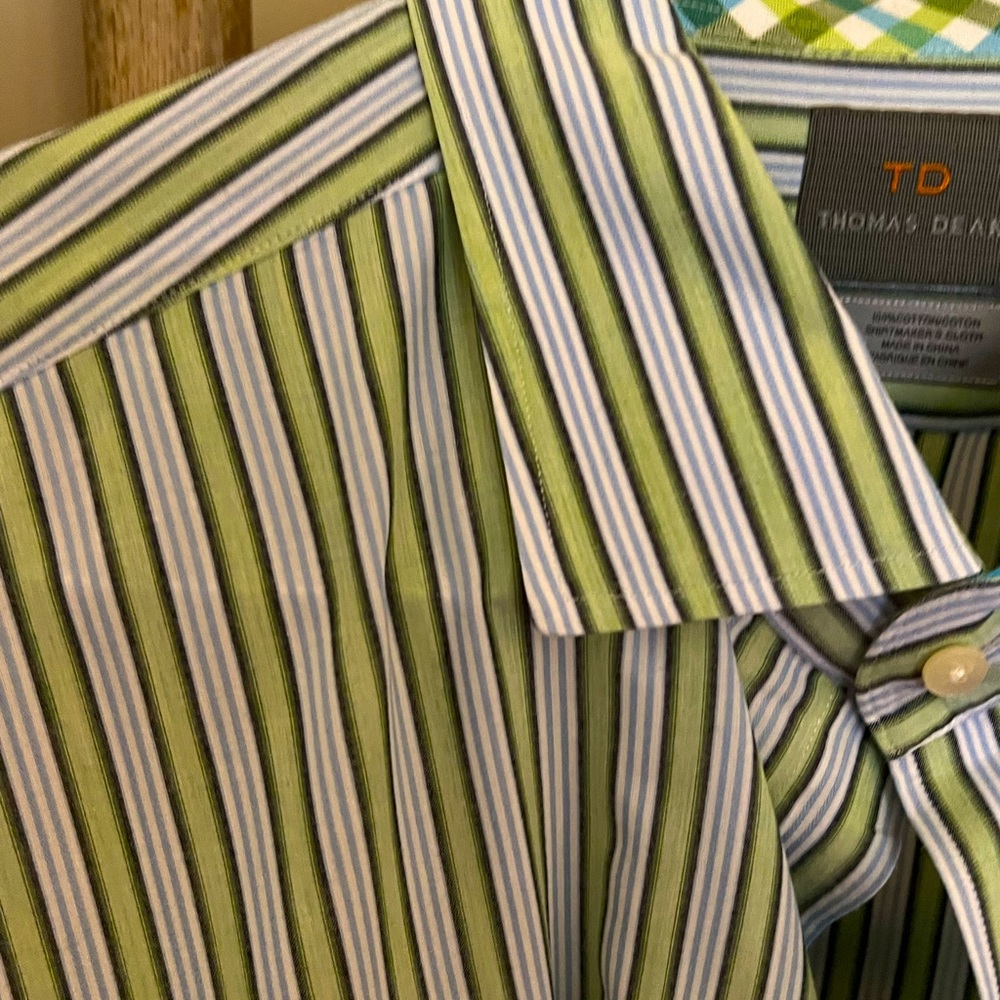 Thomas Dean XXL dress shirt in great condition, from none smoking home.